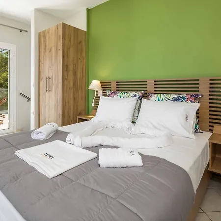 Electra Villa *